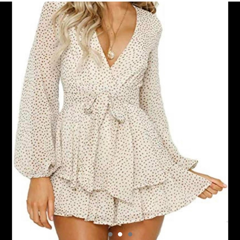 Princess polly romper - Picture 2 of 2